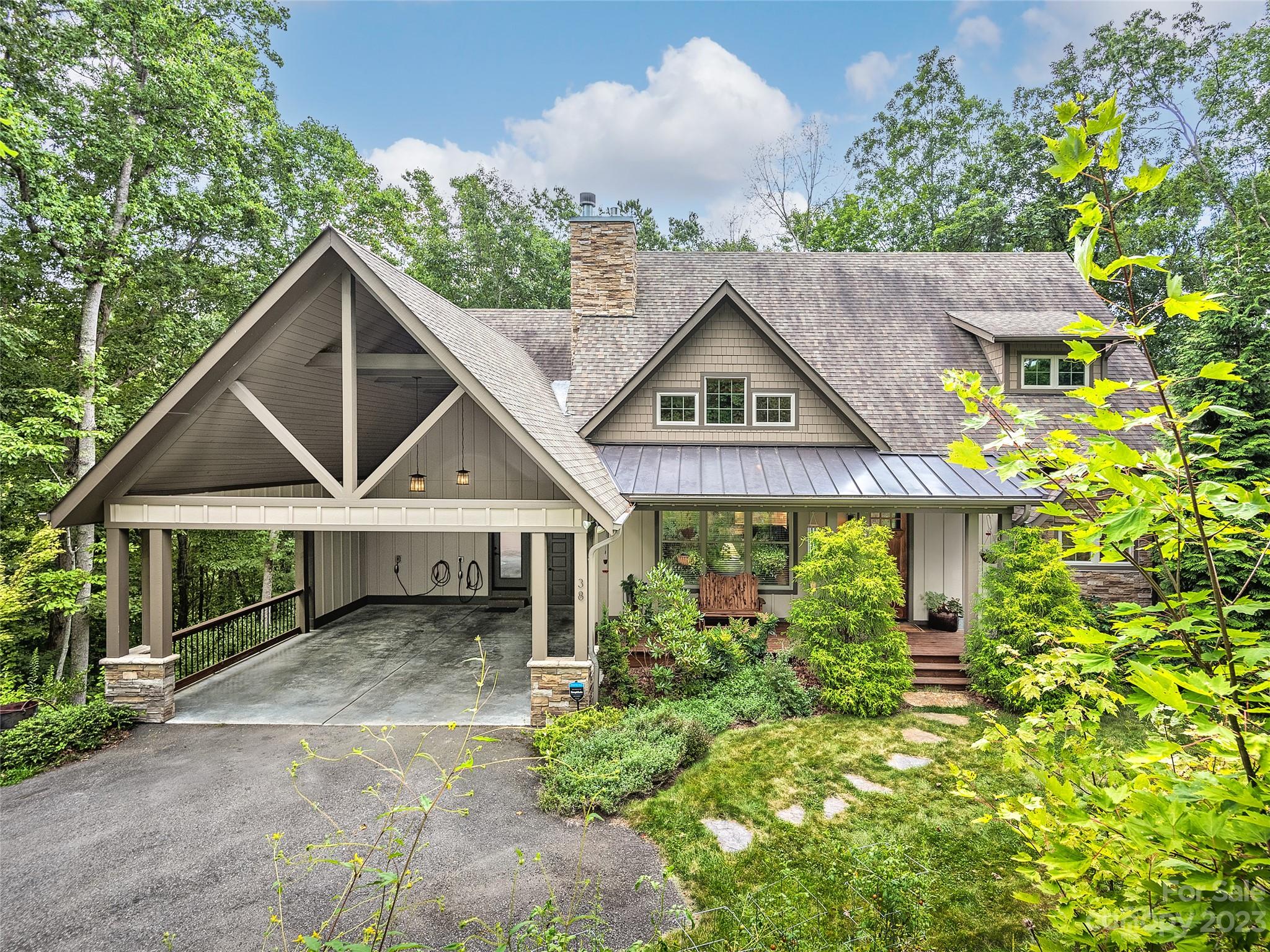 38 Starling Pass Asheville NC 28804