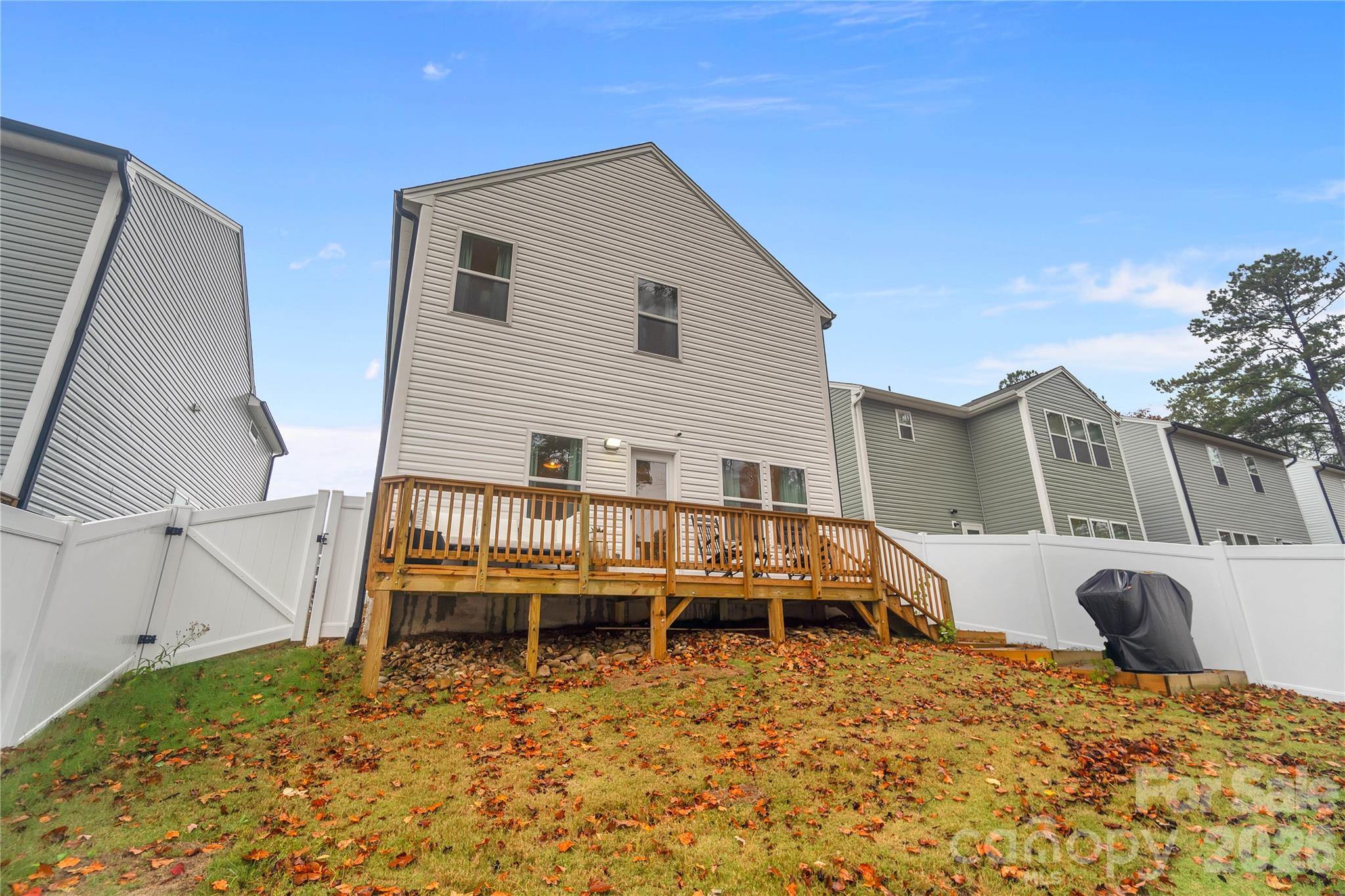 242 Lacewing Drive Charlotte NC 28214