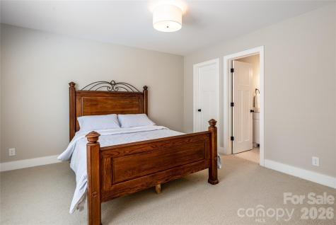 58 River Bend Lane Fletcher NC 28732
