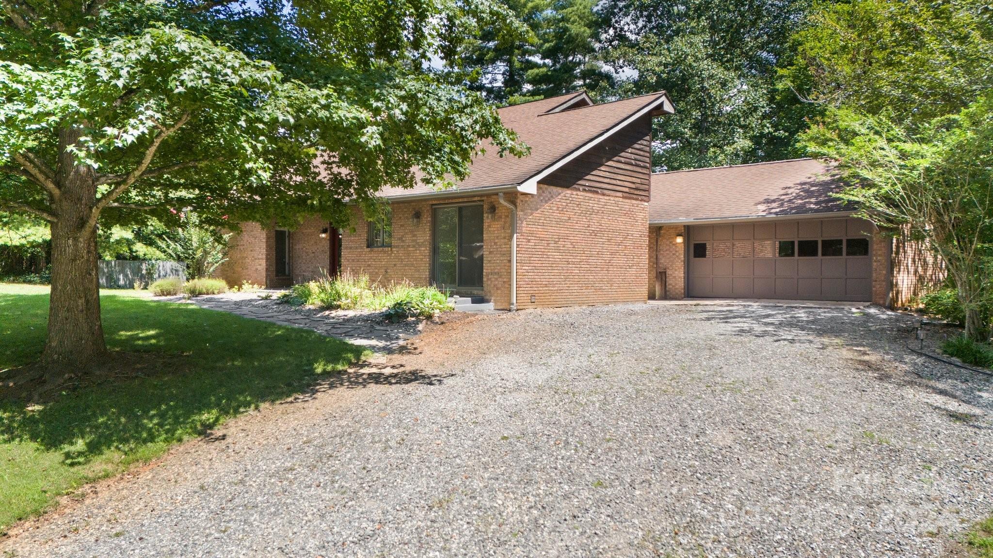 42 Red Oak Lane Alexander NC 28701