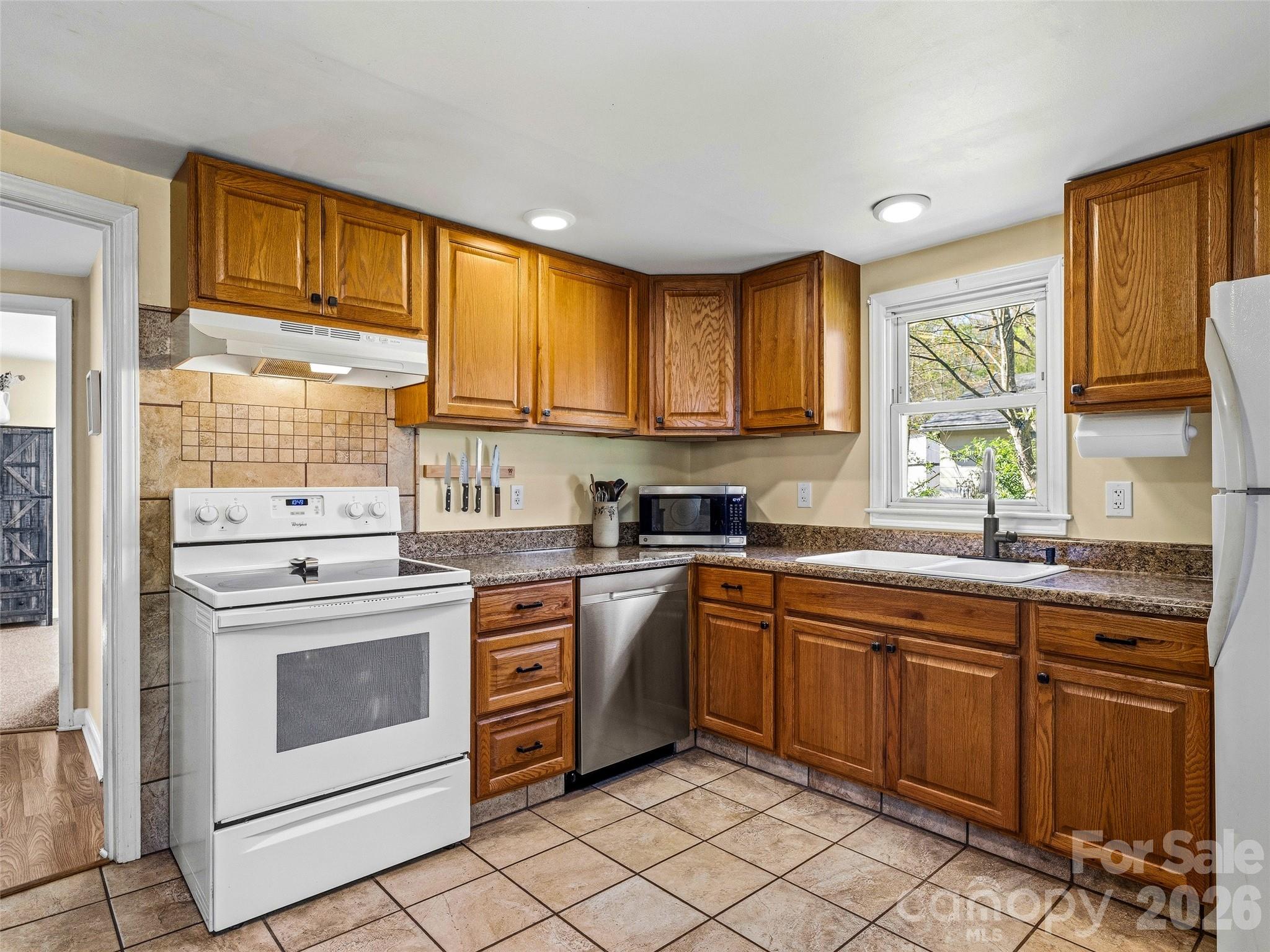 125 Lower Edgewood Road Candler NC 28715