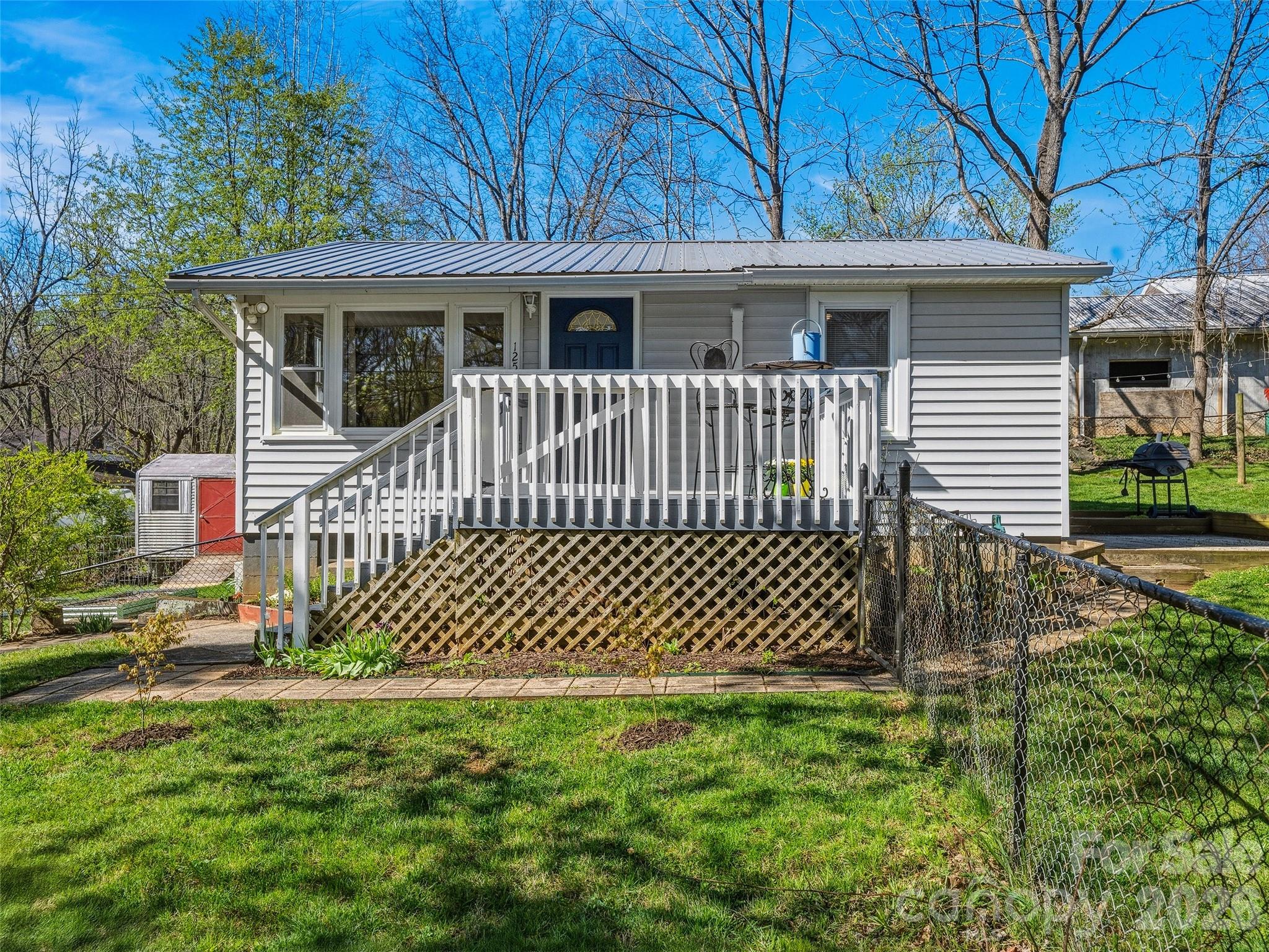 125 Lower Edgewood Road Candler NC 28715