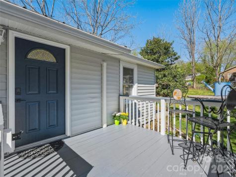 125 Lower Edgewood Road Candler NC 28715