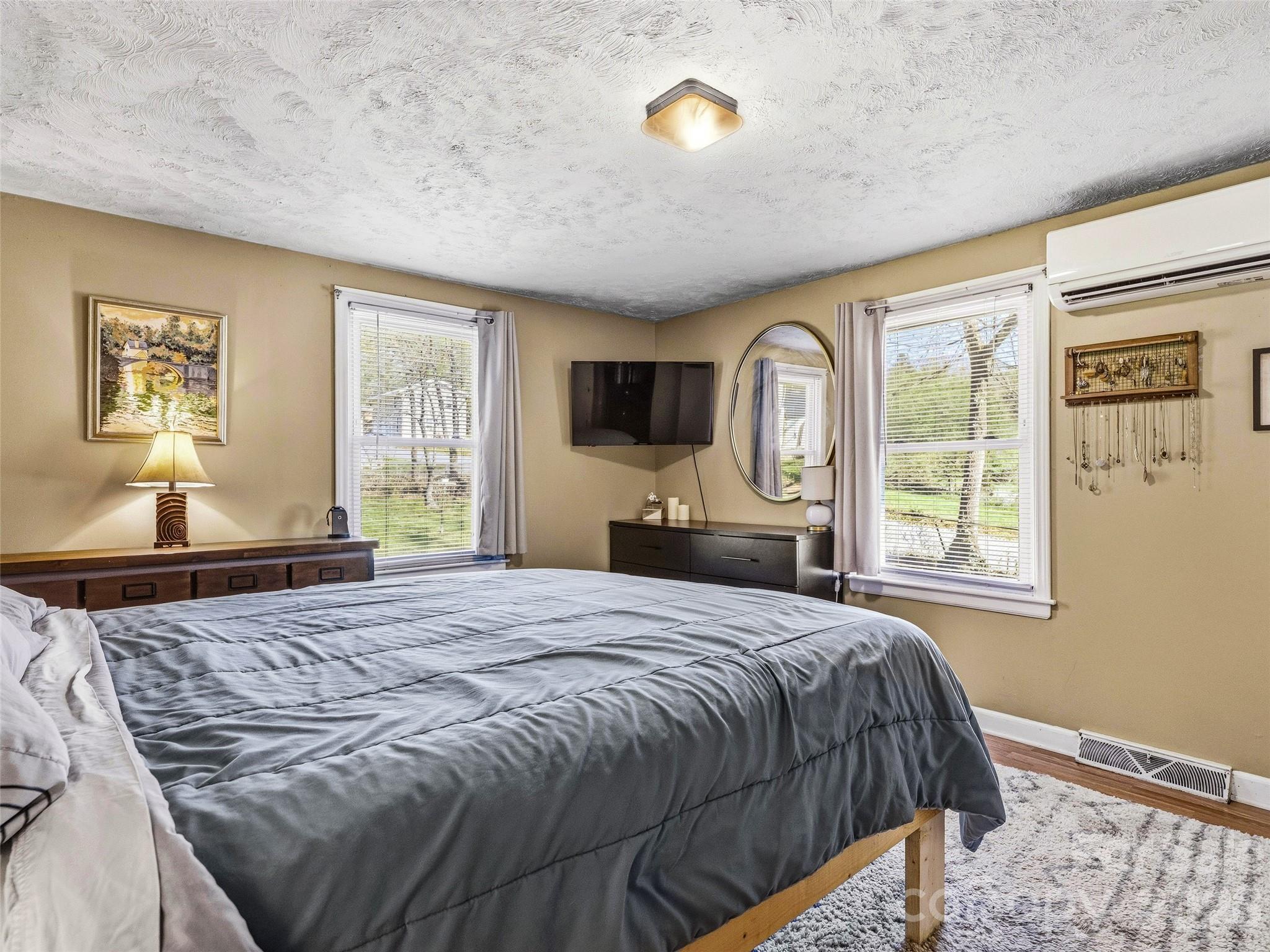 125 Lower Edgewood Road Candler NC 28715