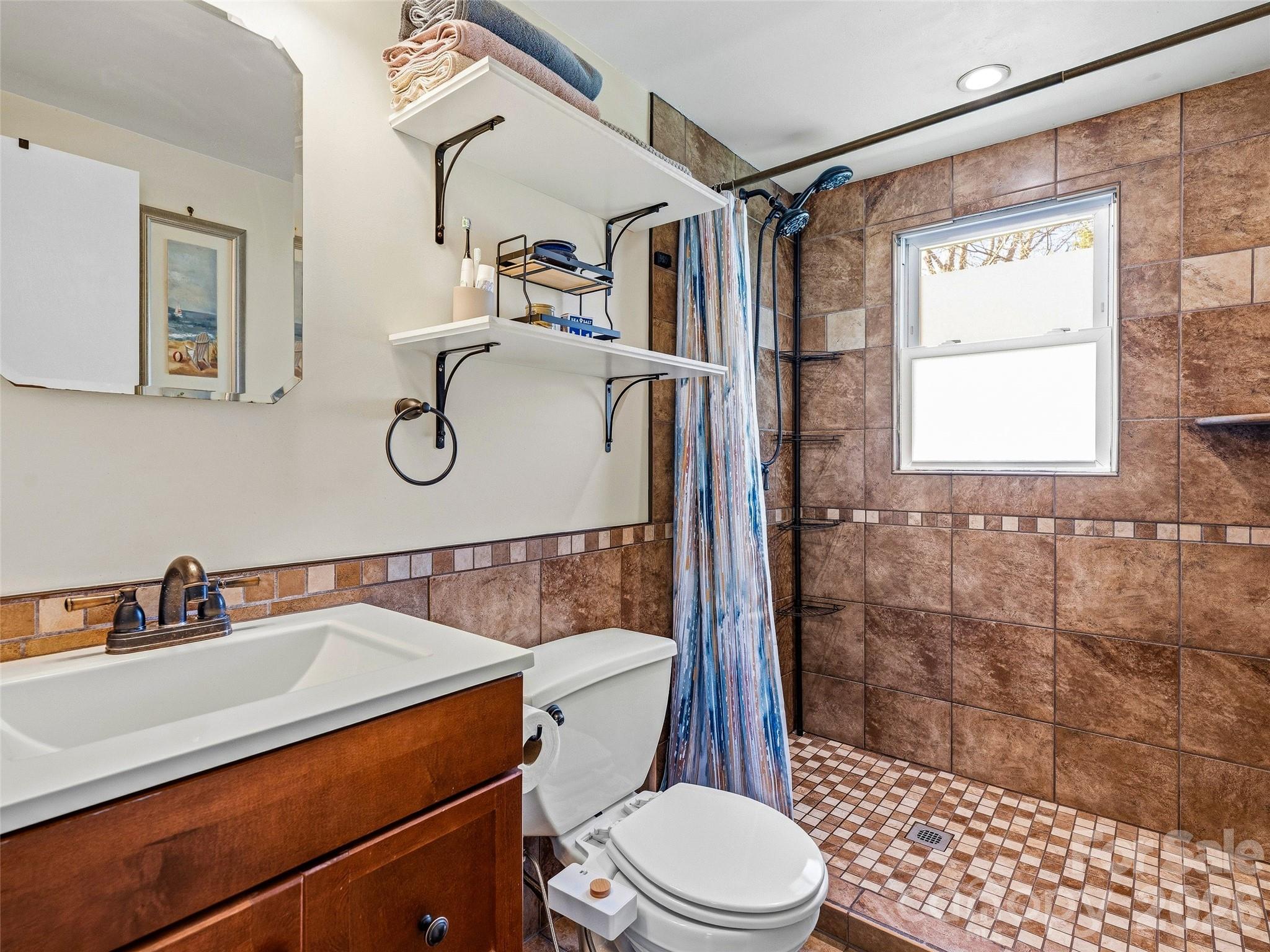 125 Lower Edgewood Road Candler NC 28715
