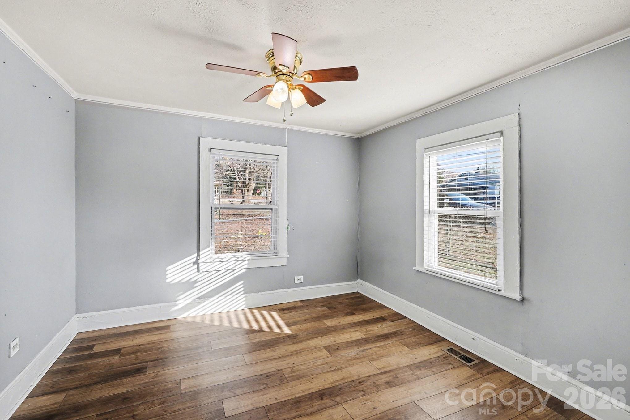 409 S Maple Street Dallas NC 28034