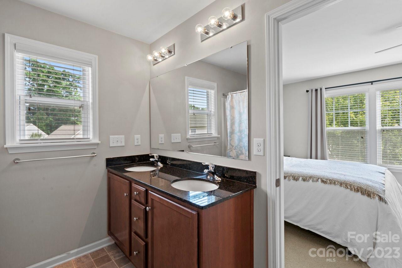 130 Collenton Lane Mooresville NC 28115