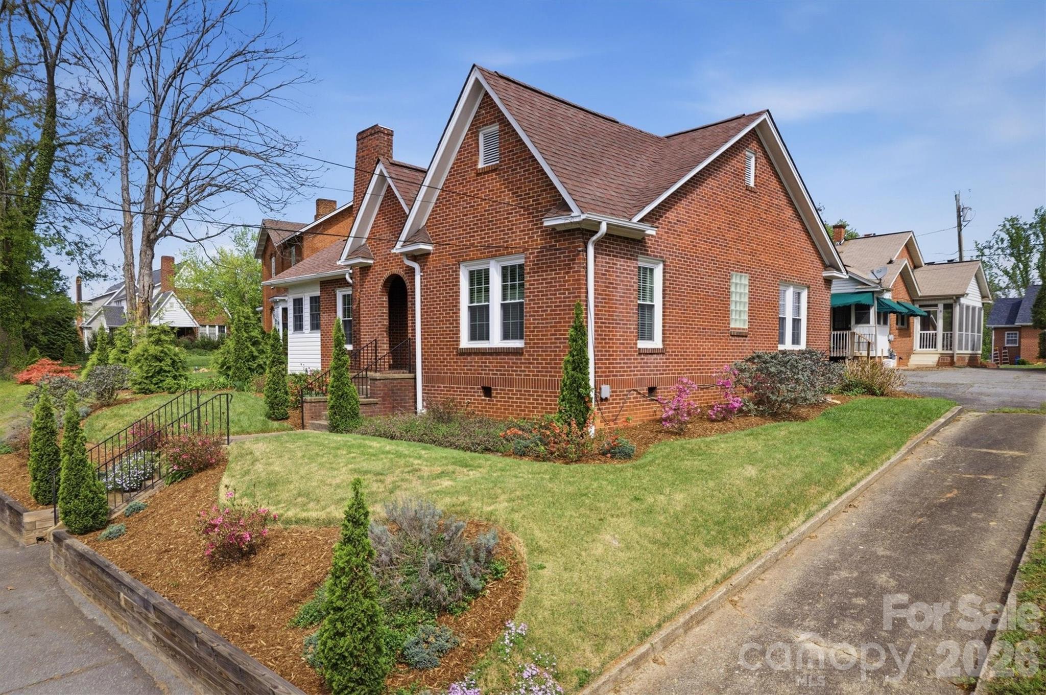 406 N Green Street Morganton NC 28655