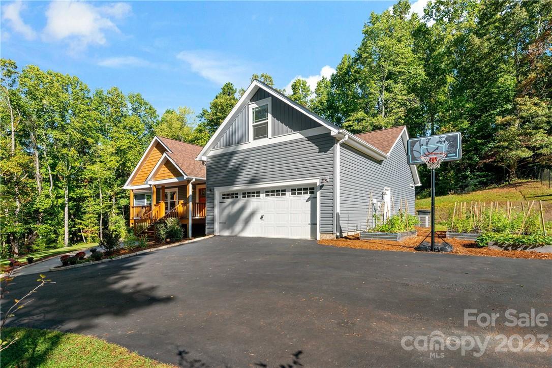 18 Windswept Drive Candler NC 28715