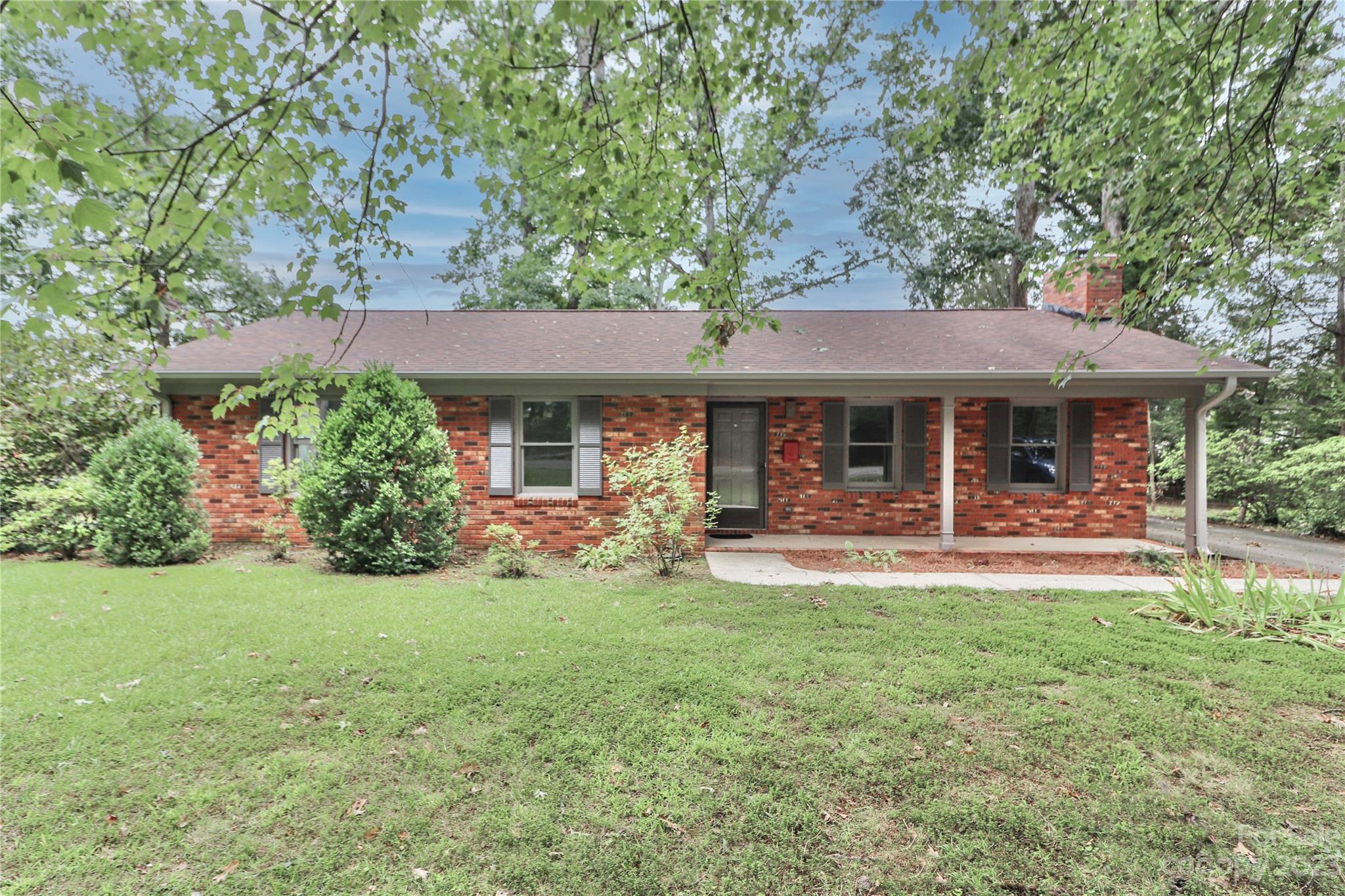 209 Mitchell Avenue Statesville NC 28677