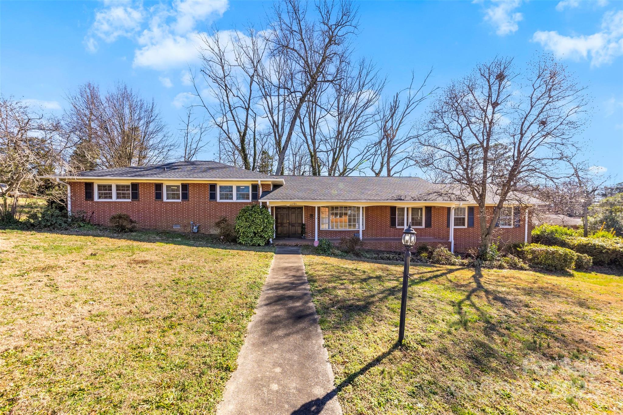 1701 Montclair Avenue Gastonia NC 28054