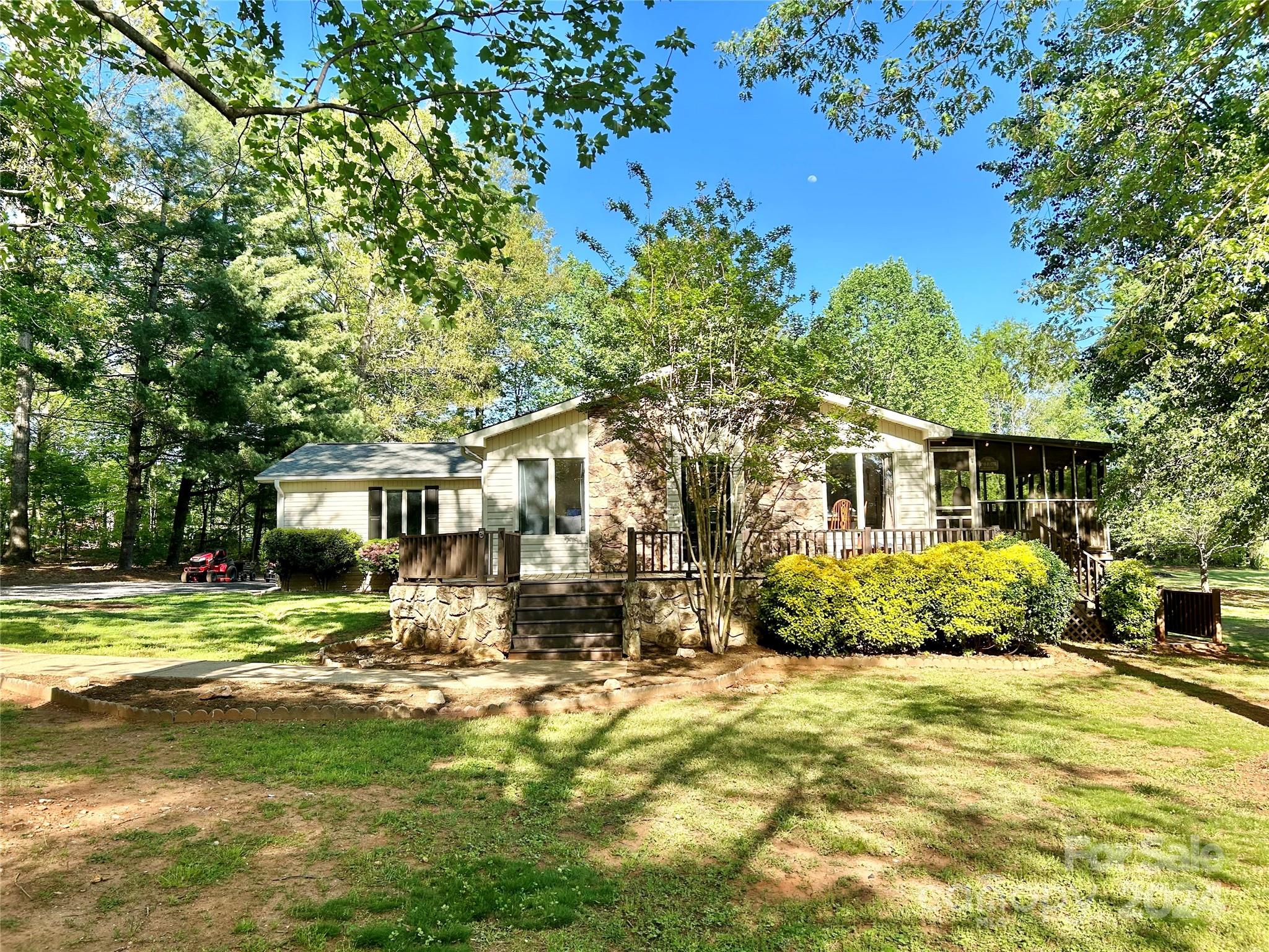 122 T Bird Drive Statesville NC 28625