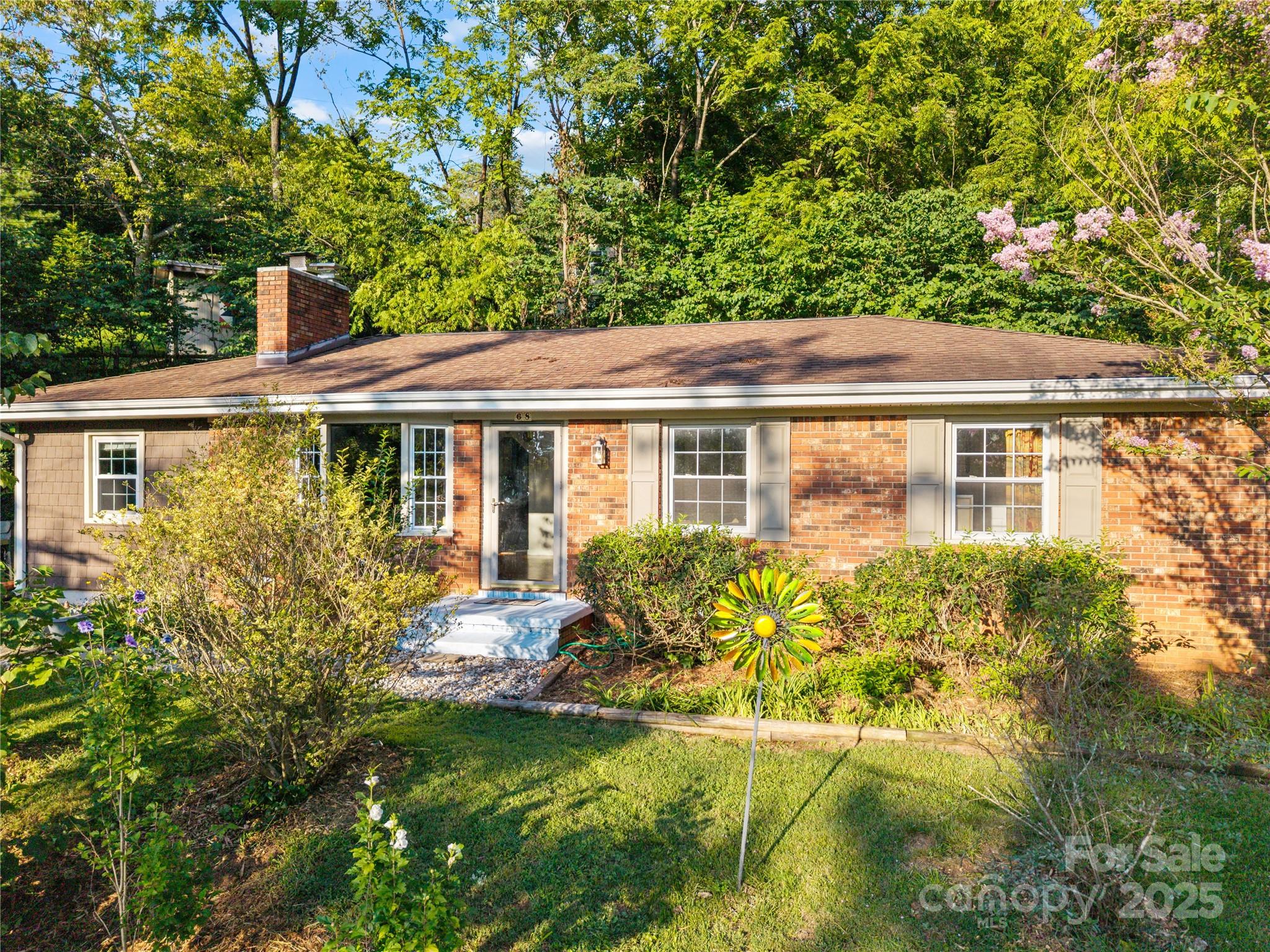 68 Bassett Road Asheville NC 28804