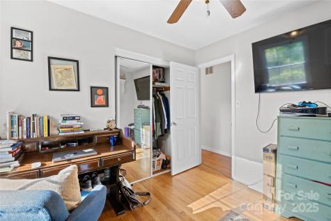 68 Bassett Road Asheville NC 28804