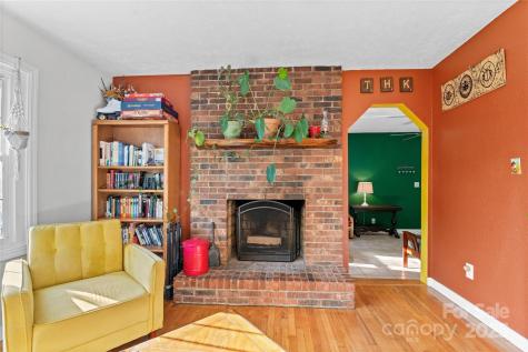 68 Bassett Road Asheville NC 28804