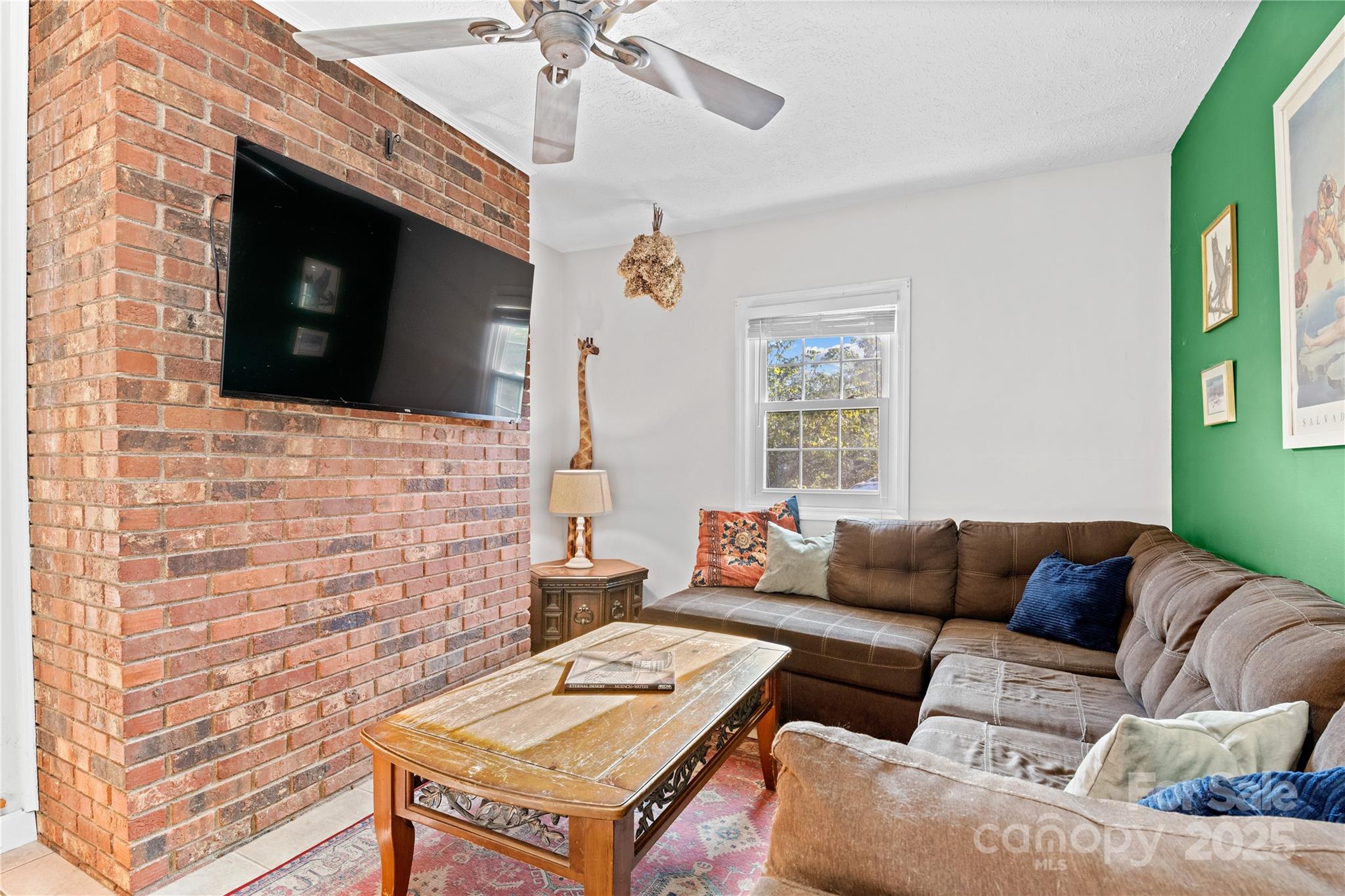 68 Bassett Road Asheville NC 28804