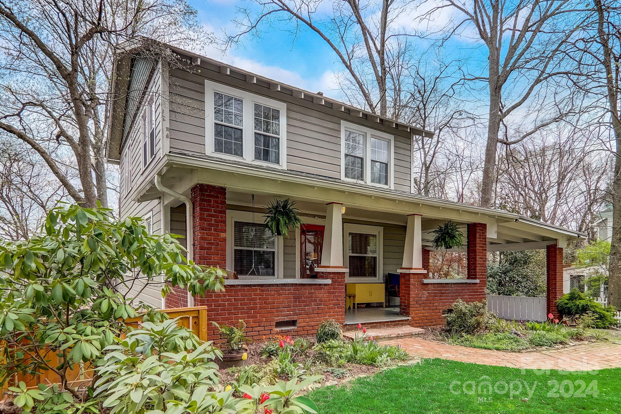 18 Princeton Drive Asheville NC 28806