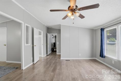 8755 Carroll Street Hickory NC 28601