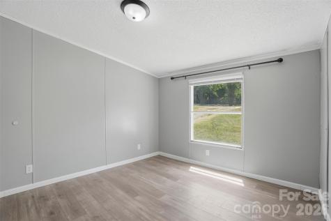 8755 Carroll Street Hickory NC 28601