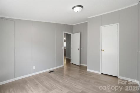 8755 Carroll Street Hickory NC 28601