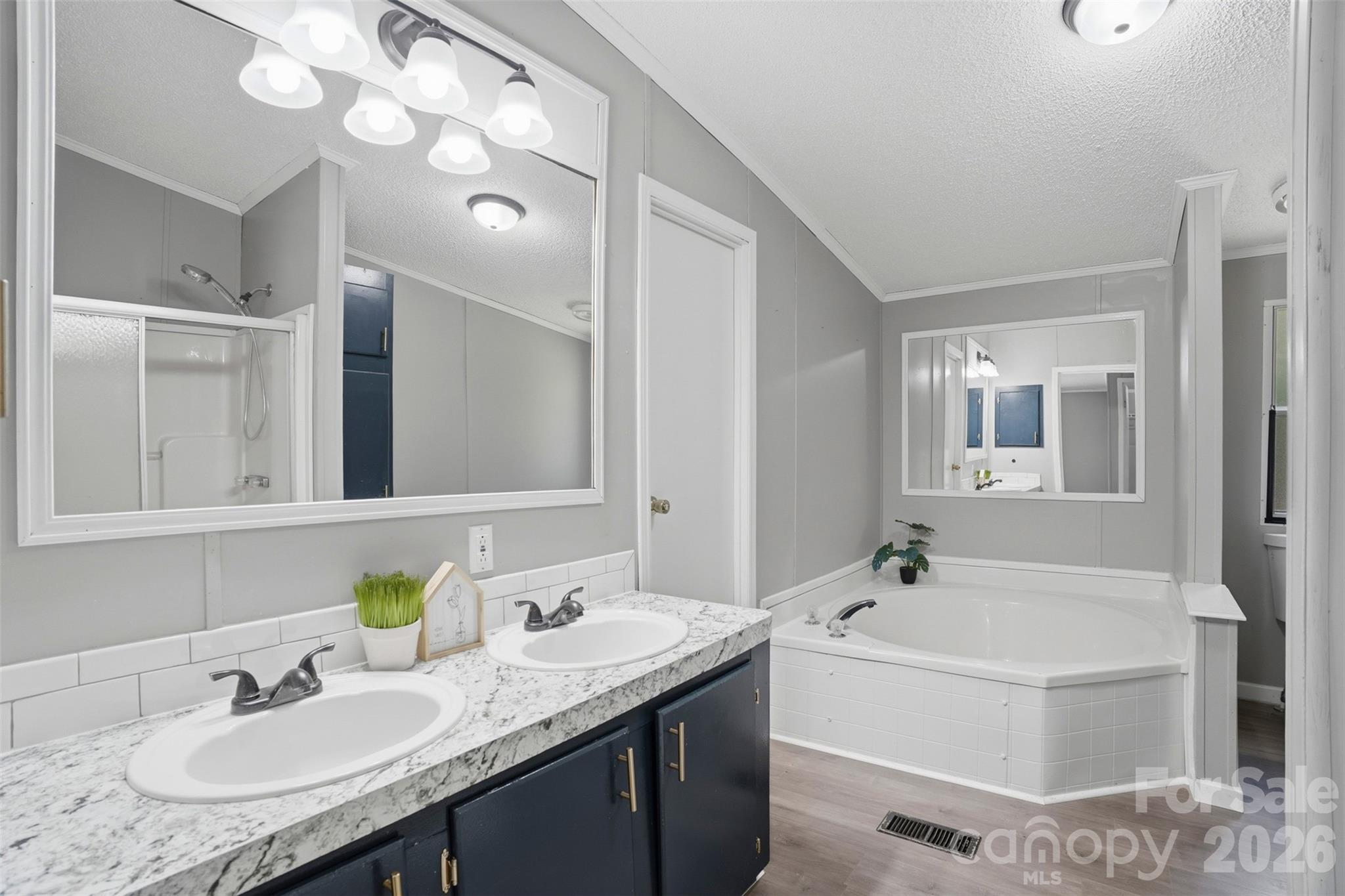 8755 Carroll Street Hickory NC 28601