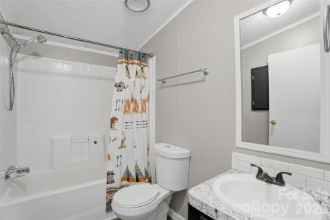 8755 Carroll Street Hickory NC 28601