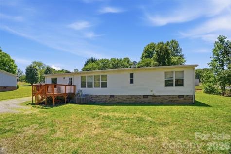 8755 Carroll Street Hickory NC 28601