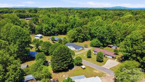 8755 Carroll Street Hickory NC 28601