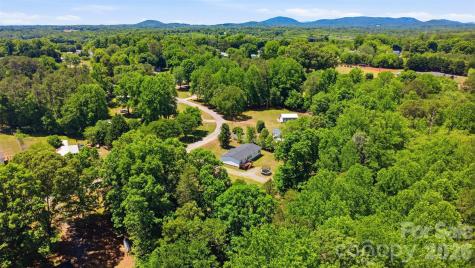 8755 Carroll Street Hickory NC 28601