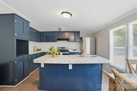 8755 Carroll Street Hickory NC 28601
