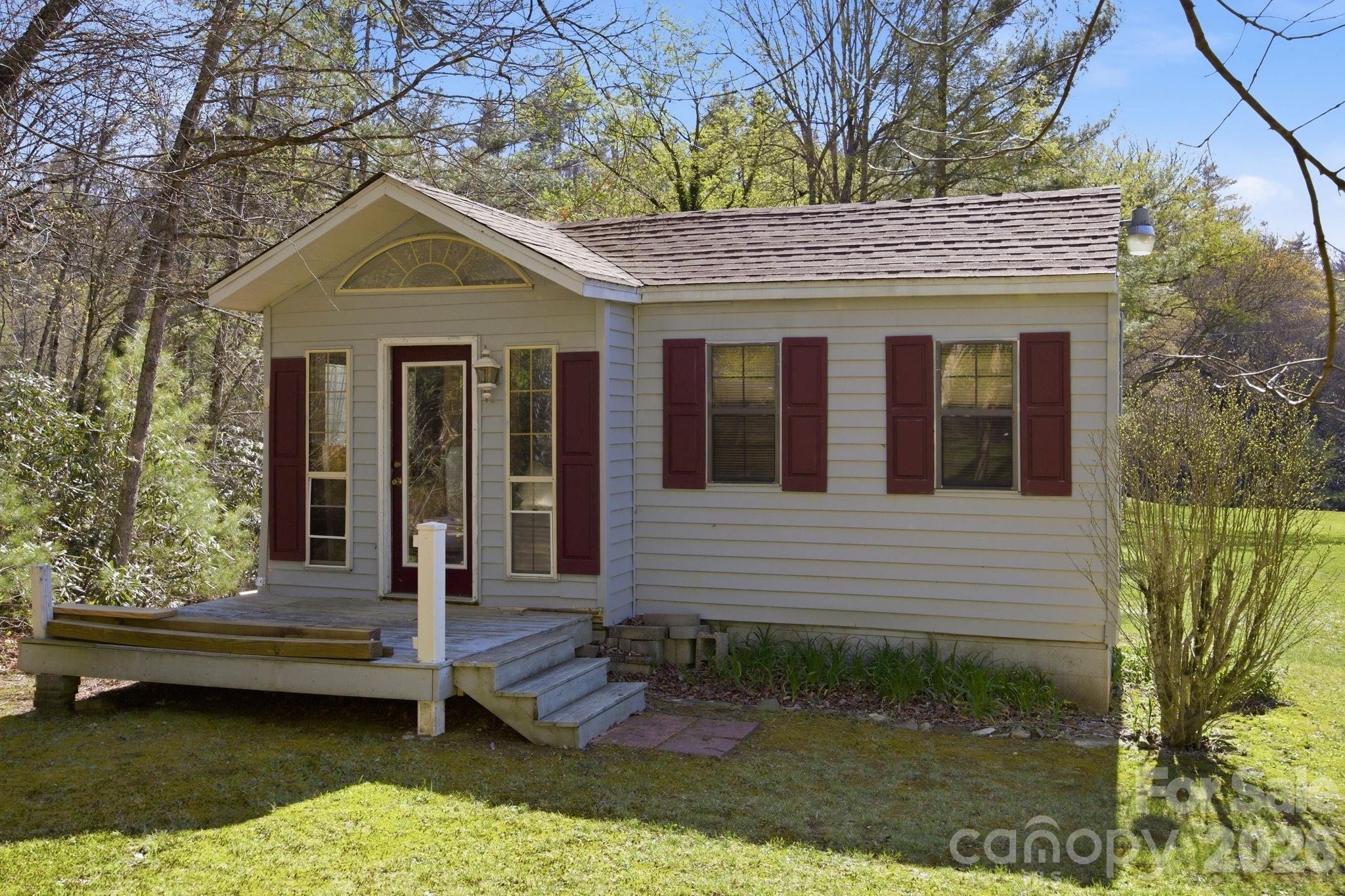 8186 Nc 183 Highway Linville Falls NC 28657