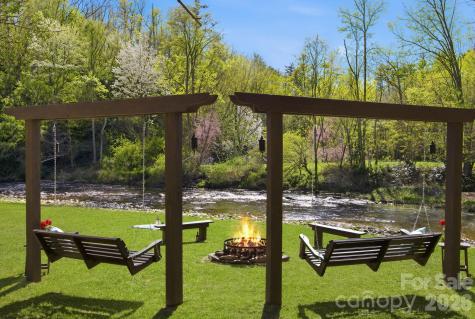 8186 Nc 183 Highway Linville Falls NC 28657