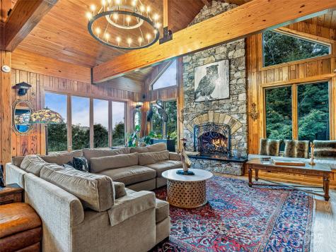 10 Beaverbrook Court Asheville NC 28804