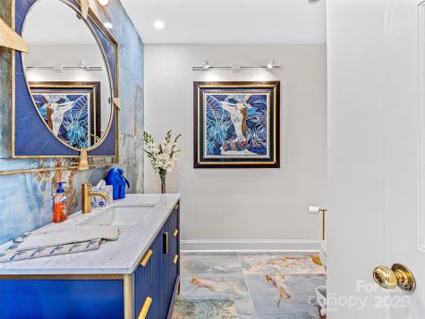 10 Beaverbrook Court Asheville NC 28804