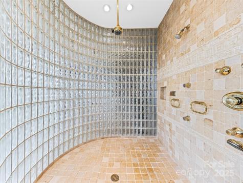 10 Beaverbrook Court Asheville NC 28804