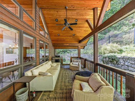 10 Beaverbrook Court Asheville NC 28804