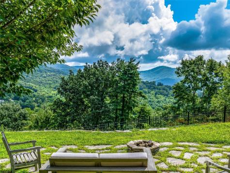 10 Beaverbrook Court Asheville NC 28804