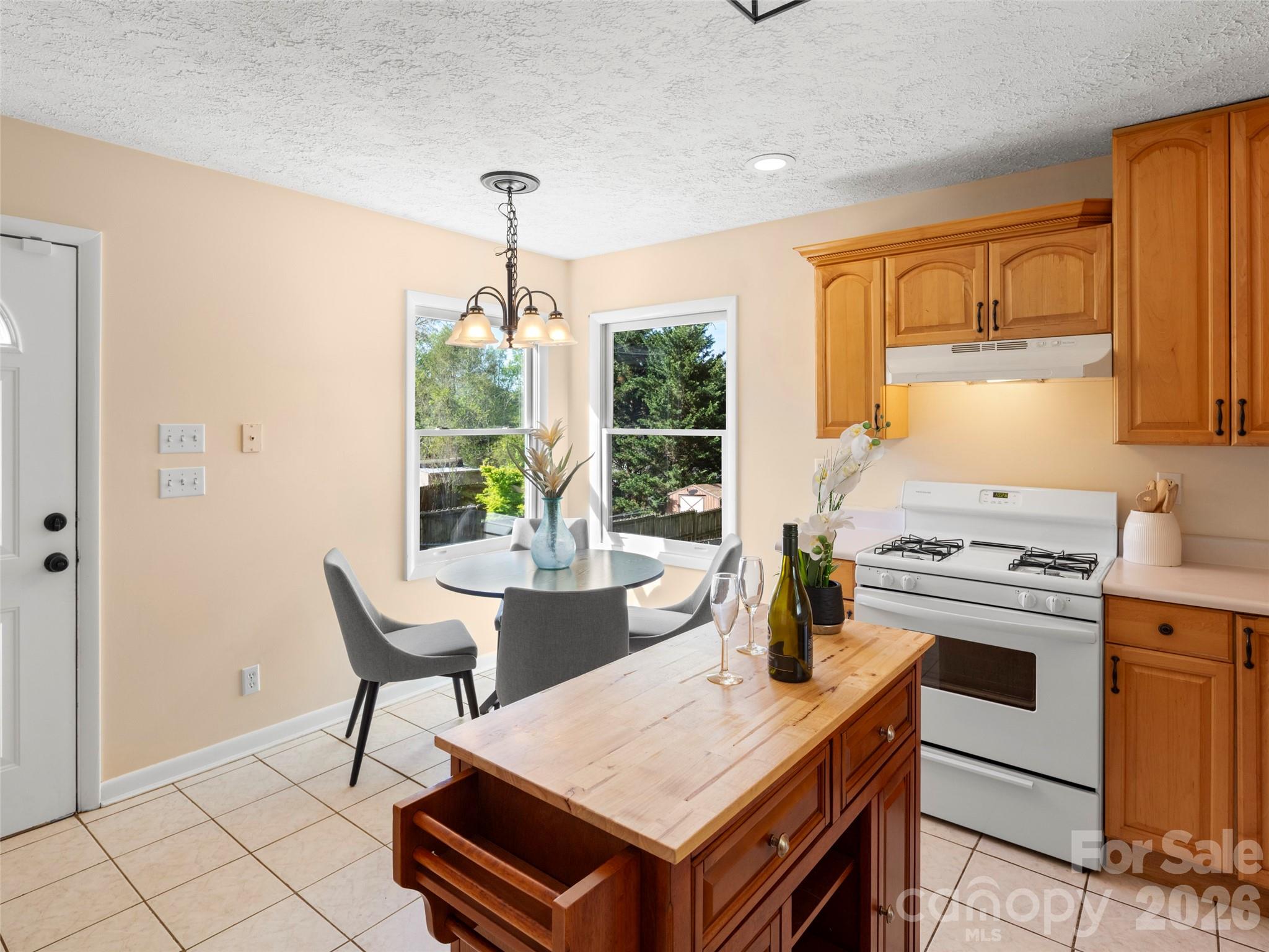 68 Vandalia Avenue Asheville NC 28806