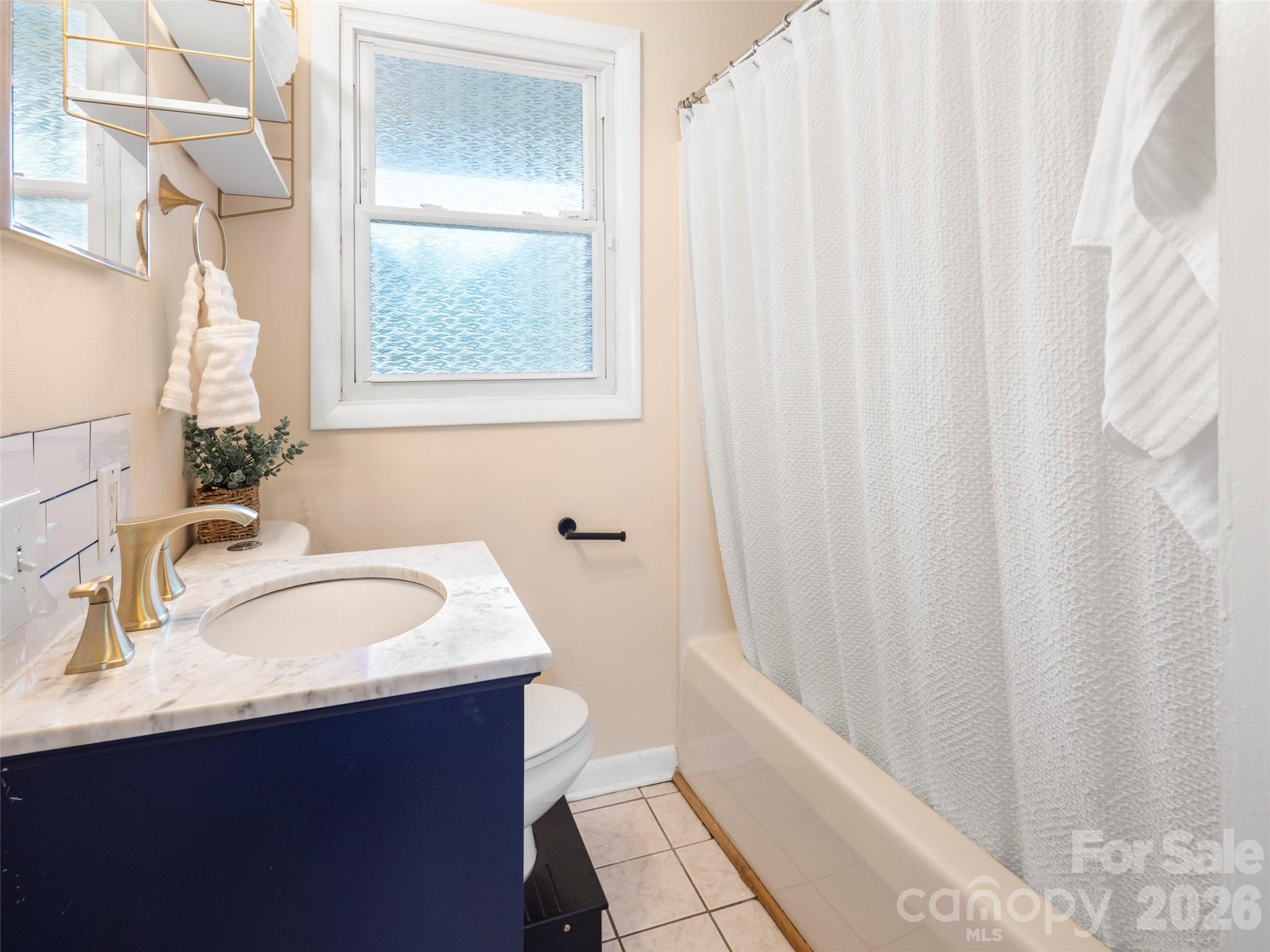 68 Vandalia Avenue Asheville NC 28806
