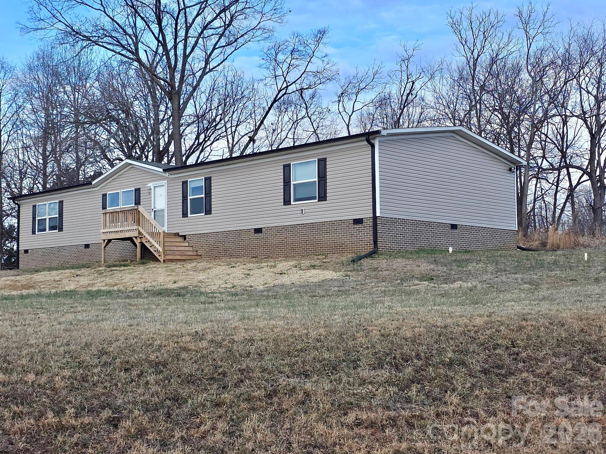 44 Howard Norton Drive Hiddenite NC 28636