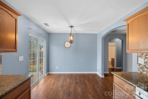 7117 Angela Marie Court Charlotte NC 28215