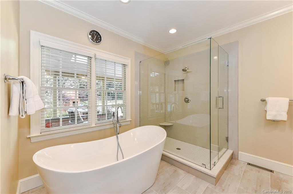 3400 Meadow Bluff Drive Charlotte NC 28226