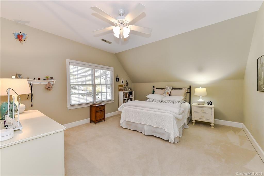 3400 Meadow Bluff Drive Charlotte NC 28226