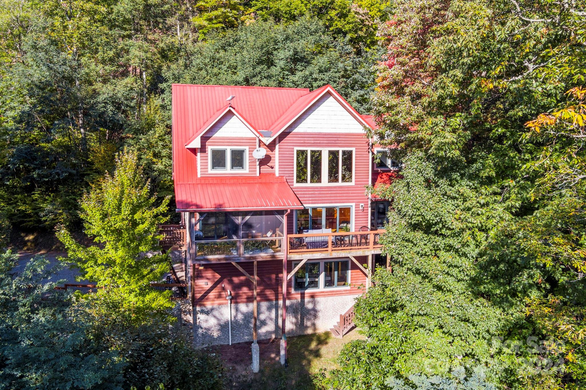 64 Field Mouse Lane Maggie Valley NC 28751