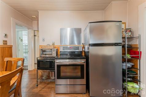 338 Morgan Road Candler NC 28715