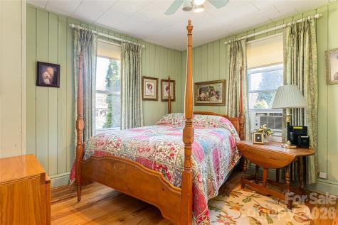 338 Morgan Road Candler NC 28715