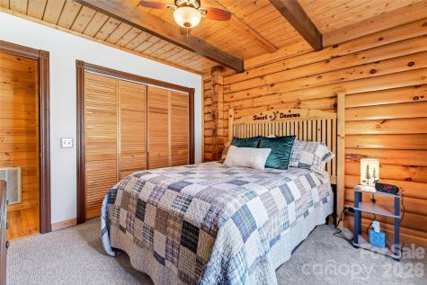 542 Allen Mountain Lane Spruce Pine NC 28777