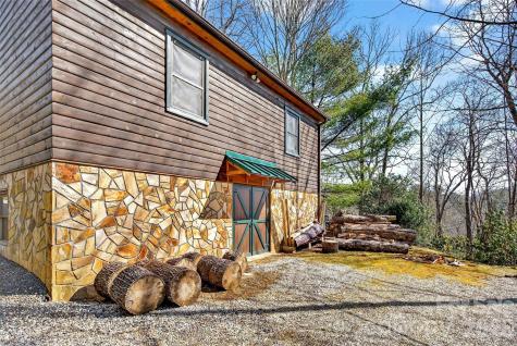 542 Allen Mountain Lane Spruce Pine NC 28777