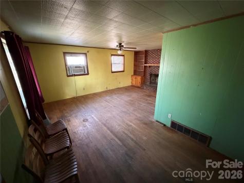 89 Whippoorwill Road Brevard NC 28712