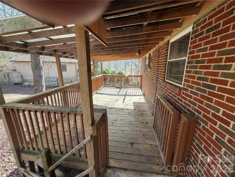 89 Whippoorwill Road Brevard NC 28712